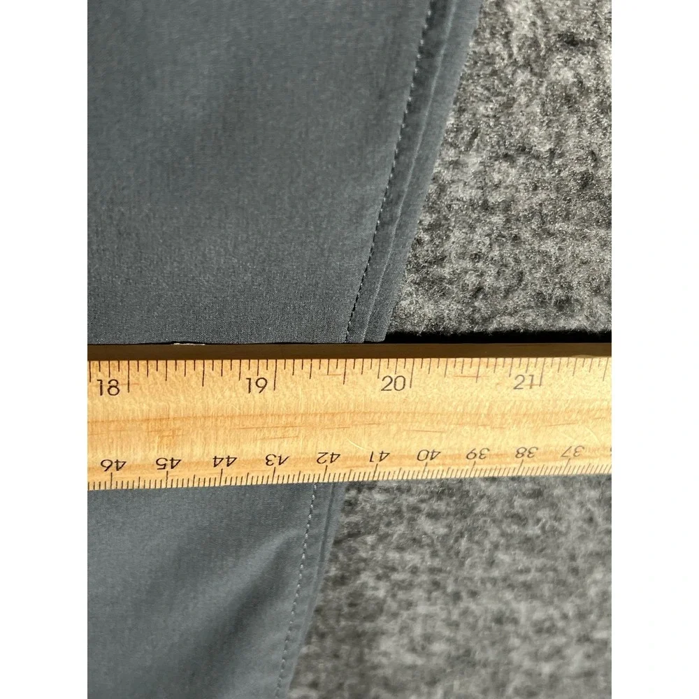 Under Armour Men's Gray Athletic‎ Jogger Pants XL Loose Fit Polyester Elastane